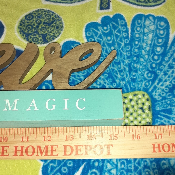 Decorative Wood Sign Believe In Your Own Magic - Picture 6 of 8